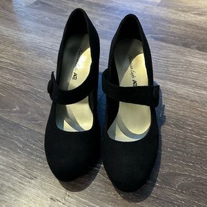 American Eagle Kim Black Strap Low Heels
